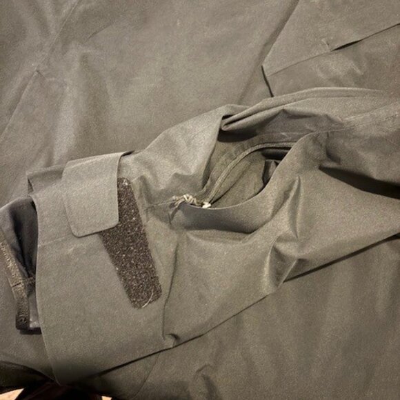 Backcountry CrestCarver GORE-TEX Shell Jacket – Men’s XL – Black – Worn Once - Picture 9 of 12